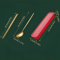 Juego de cubiertos de acero inoxidable de lujo de grado alimenticio en caja de regalo con cucharas de la suerte doradas y plateadas.