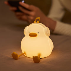 The Happy Duck Enjoy Duck Silicone Night Light Is a Clever Patting Lamp That Can Be Recharged Via USB. It Has Touch Sensitivity, Three Levels of Brightness Adjustment, And a Timer, Making It a Perfect Decorative Light for Any Room.